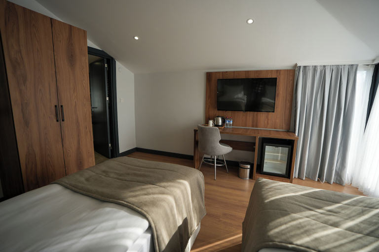 Bedroom 4, Business Life Hotel Gunesli, Bağcılar