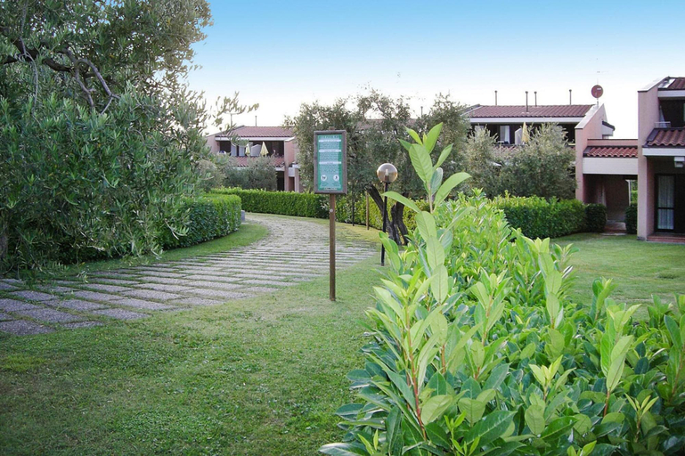 Exterior & Views 2, Apartment in Moniga del Garda, Brescia