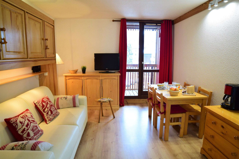 Living room 3, Bright Escape Near Ski Resort, Isère