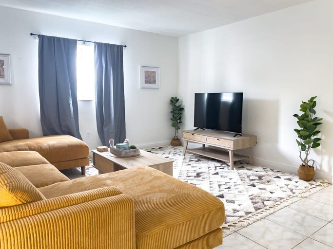 Interior 3, Fillmore Unit 1, Brevard