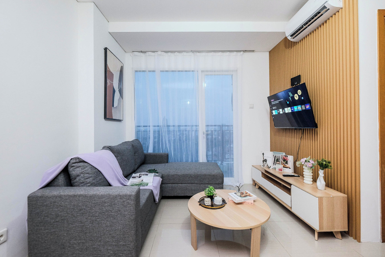 Living area 5, Wonderful 2Br Apartment Woodland Park Residence, Jakarta Selatan