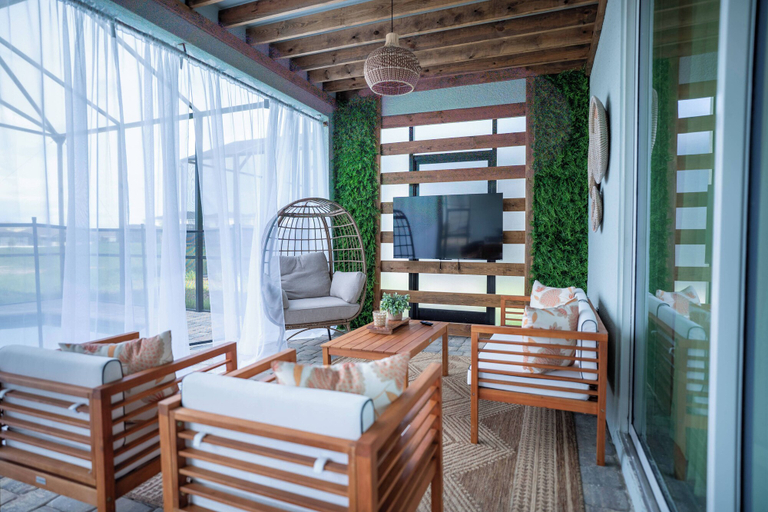 Room 2, 9BR Solara Villa w Pool Themed Rooms, Osceola