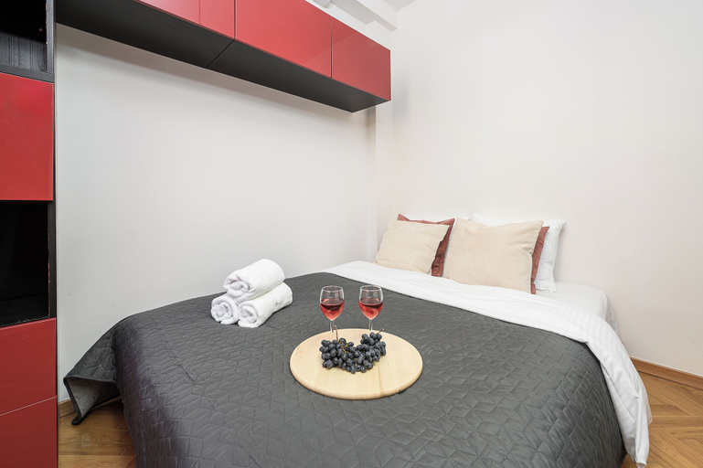 Room 3, Lumina airy apartment with balcony, Warsaw
