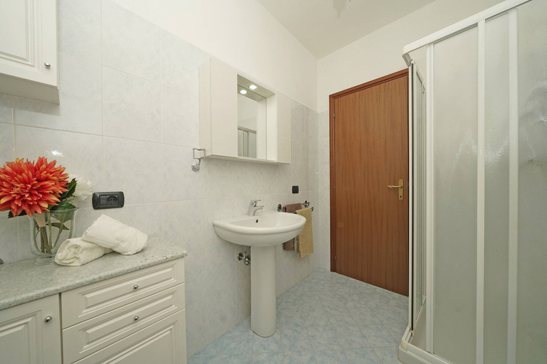 Room 4, Apt Magenta in Moniga del Garda, Brescia