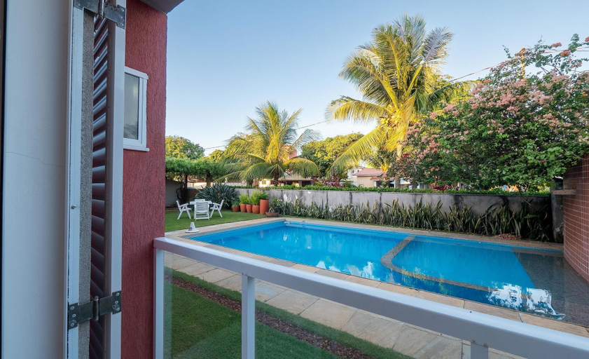 Pool 4, House w/ Pool 200 m From the Beach Pro0003, Camaçari