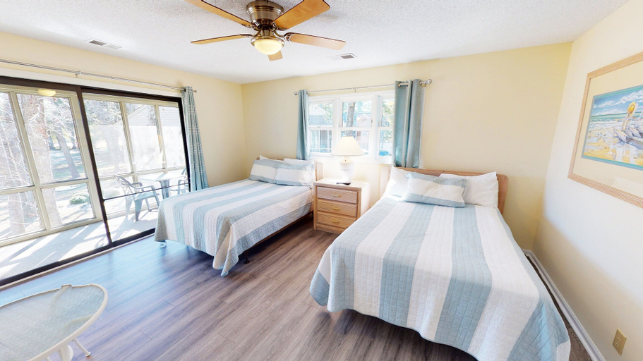 Interior 4, Club Villas Unit 4A, Brunswick