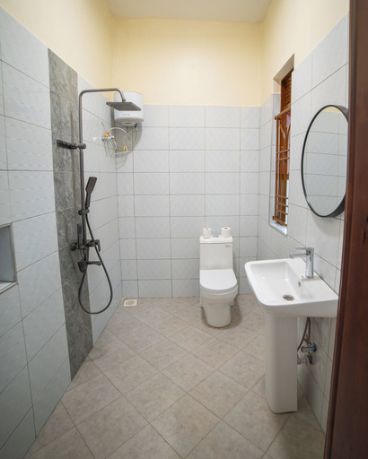 Bathroom 5, Serenity Sports Oasis, Busiiro