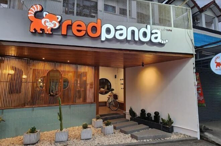 Exterior & Views 2, Red Panda Hostel & Cafe, Muang Chiang Mai