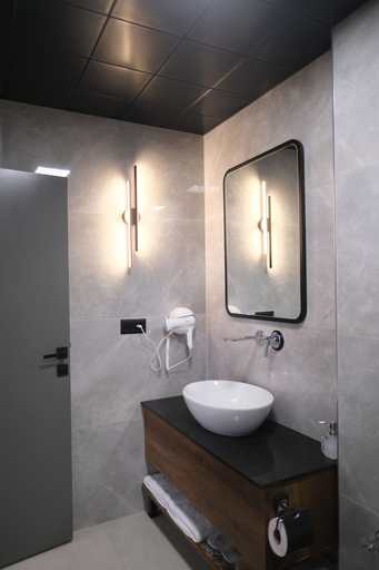 Bathroom 4, 1921Justa otel, Merkez
