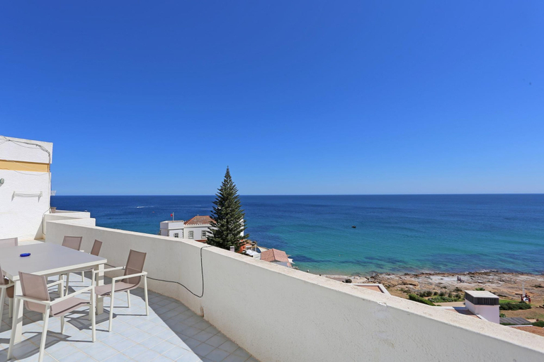 Room 4, B83 - Calheta Terrace View Apartment, Lagos