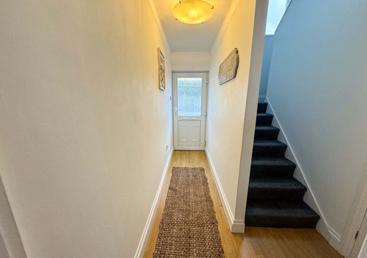 Room 4, Coppet Cove 2 Bedroom Apartment - Tenby, Pembrokeshire