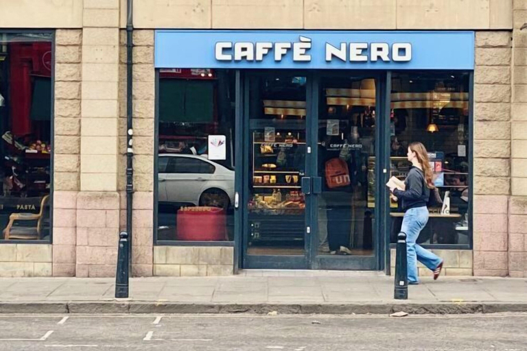 Coffee shop 4, Stylish Apartment in Edinburgh ‧ 5 beds 3 Bedrooms, Edinburgh