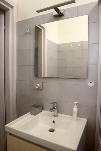 Bathroom 3, Asaro Camere, Agrigento