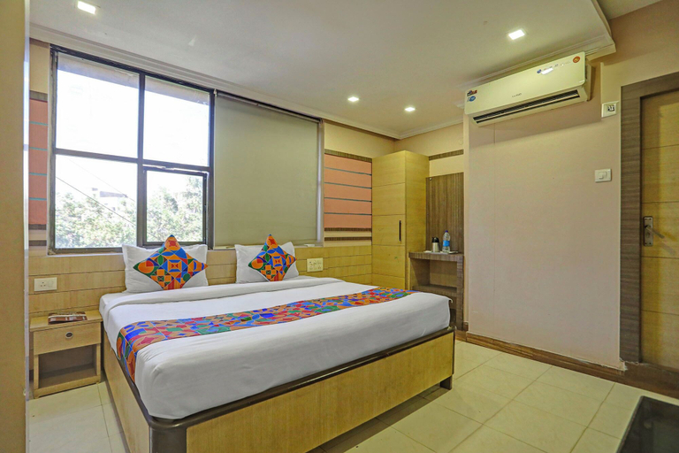 Room 2, Fabhotel Tanvi Grand, Visakhapatnam