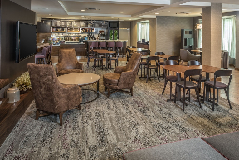 Food & Drinks 5, Courtyard by Marriott Lynchburg, Lynchburg