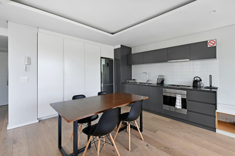 Room 5, Secure 2bed Green Point Retreat Rooftop Pool BBQ, City of Cape Town