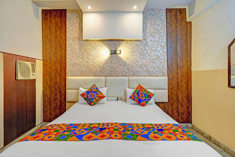 Room 2, Fabhotel D Season, Agra