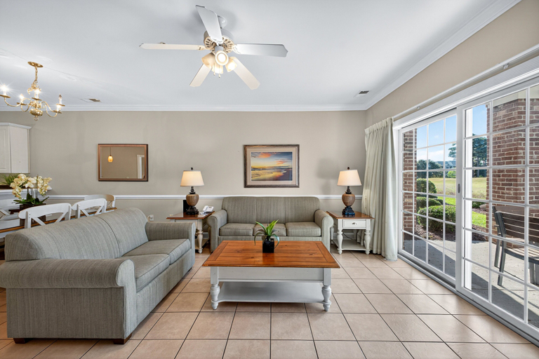 Interior 2, Magnolia Pointe Luster Leaf 4809-102, Horry