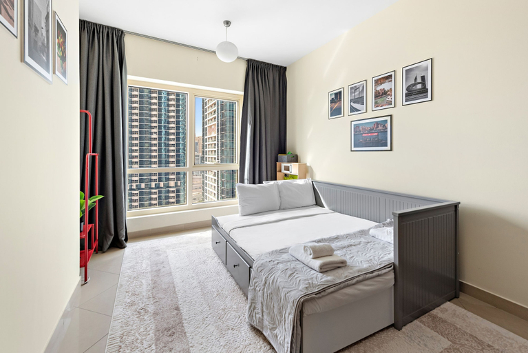 Room 5, Icon 1 - 1702 2BR in Dubai, Dubai