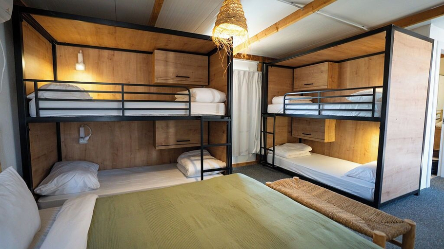 Bedroom 4, Amara Travel