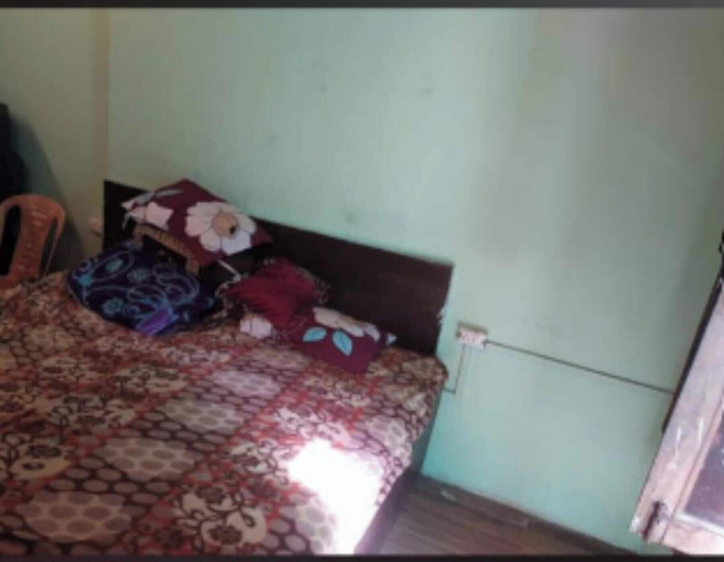 Room 3, Shree Radhe Krishna Guest House, Jhansi