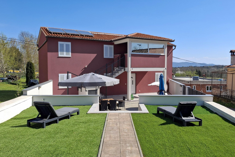Front of property, Peaceful Istria Apartments, Sveta Nedelja