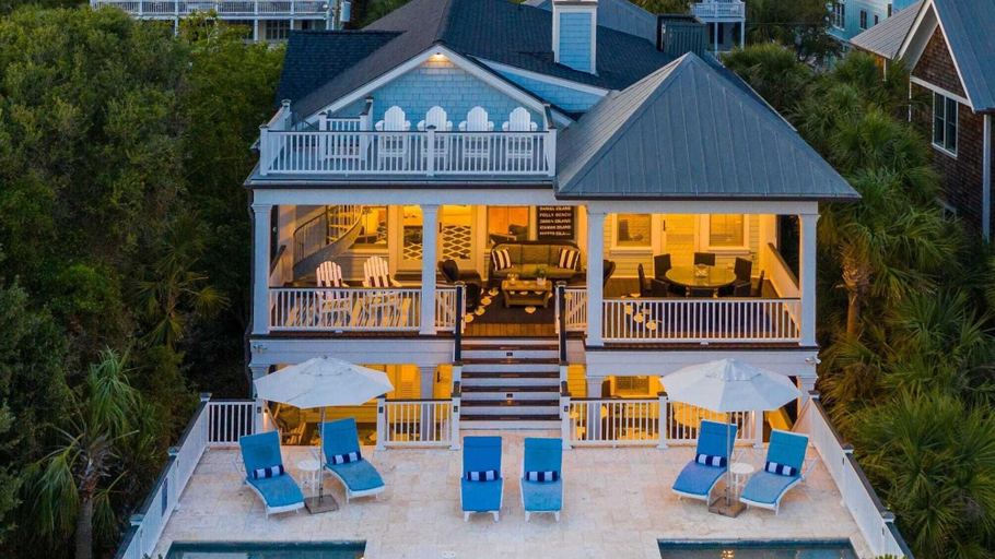 Interior 5, Beachside Stay With Pool, Two Decks, Rooftop Lounge & Steps to Front Beach IOP Beachhouse by Avantstay, Charleston