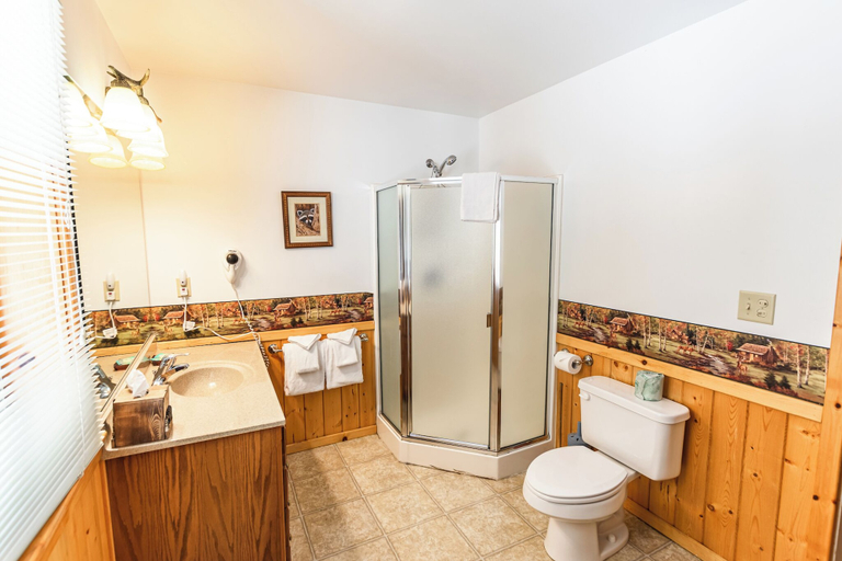 Bathroom 3, Grant's Camp, Mariposa