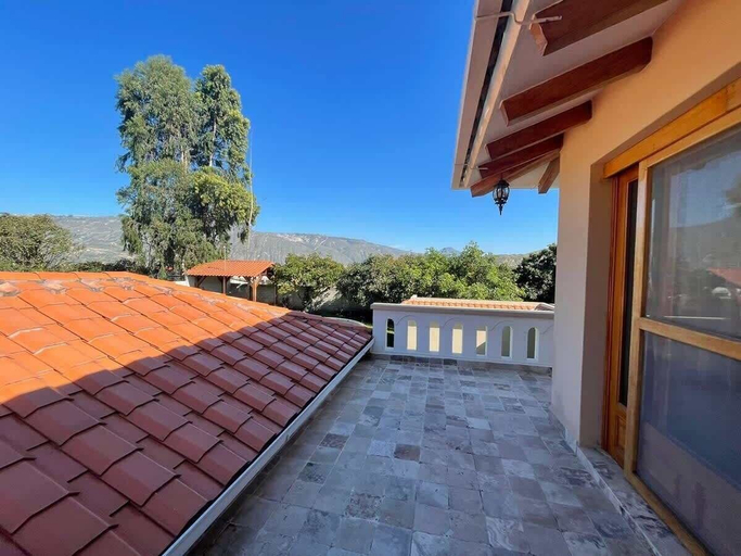 Room 5, Lujosa Casa Guayllabamba BBQ Jacuzzi Gym Piscina, Quito