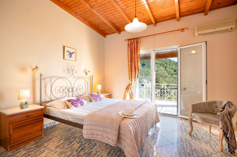 Room 3, Villa Fantasia in Katavolos, Ionian Islands