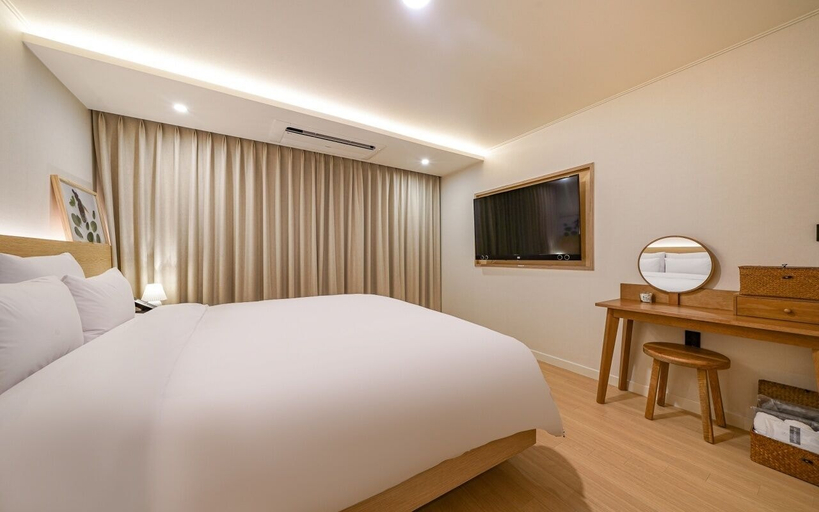 Bedroom 2, JEONG SEONG HOTEL, Nam