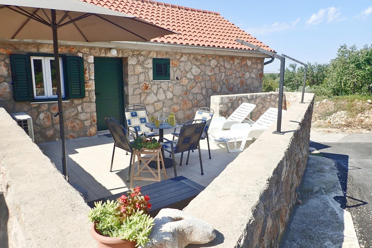 Others 2, Apartment in Jusupi Near Mala Paklenica Park, Starigrad