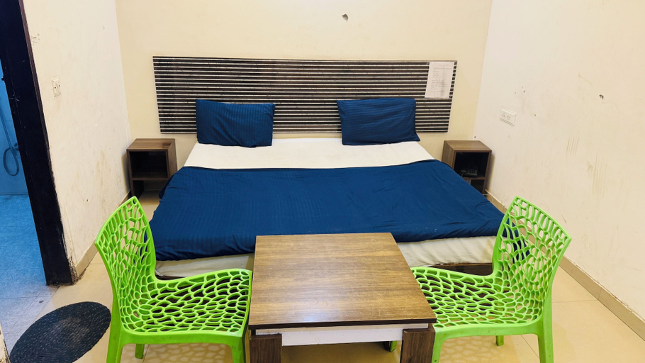 Room 5, Starkey Inn, Gurgaon