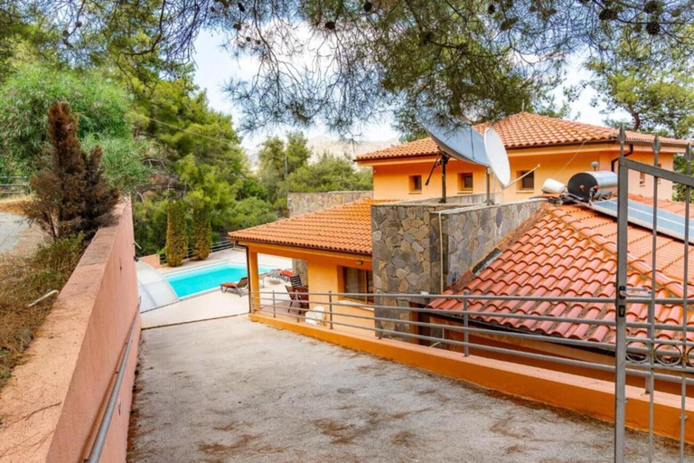 Room 5, 10 MON - Stay Hillcrest Panorama Villa