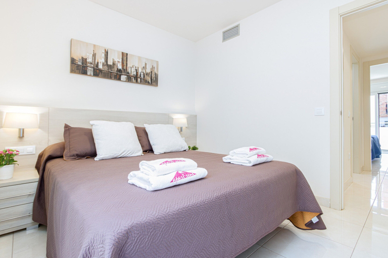 Room 3, Apartment in Roses Near de la Punta Beach, Girona