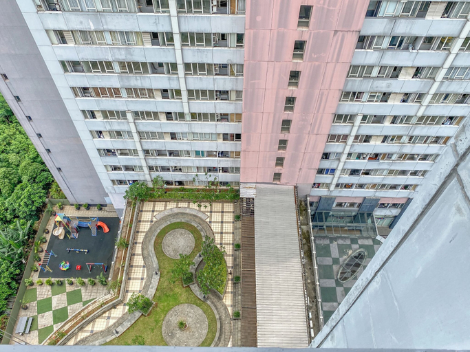 Exterior 2, Comfy Studio At Nifarro Park Apartment, Jakarta Selatan