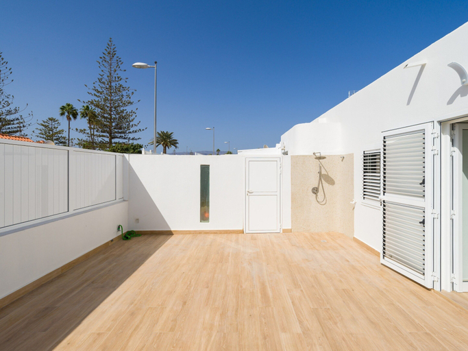 Property grounds 3, Bungalow in Maspalomas Near Golf & Beach, Las Palmas