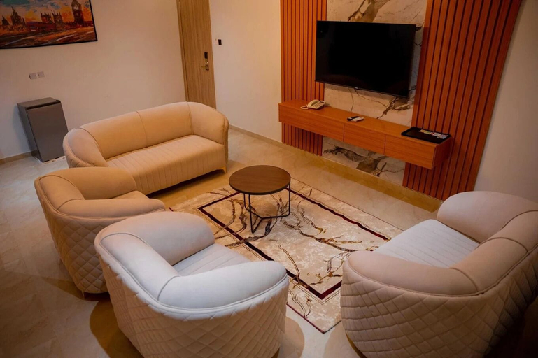 Living area 5, Muftyz Shortlets, AbujaMun