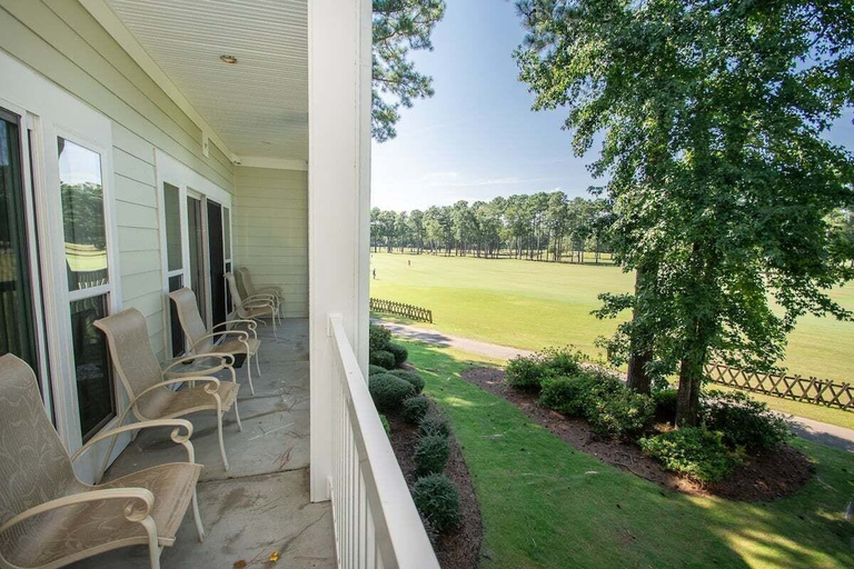 Primary image, World Tour 104-202a, Horry