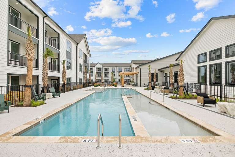 Pool, Global Luxury Suites Downtown Charleston, Charleston