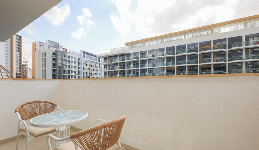 Balcony, Stylish Riviera Studio Near Downtown, Dubai