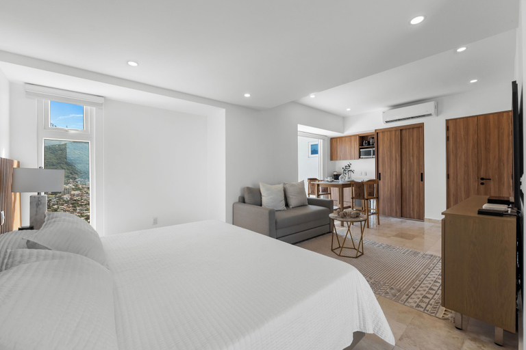 Room 2, Amazing Apartments - Hotel Zone, Puerto Vallarta