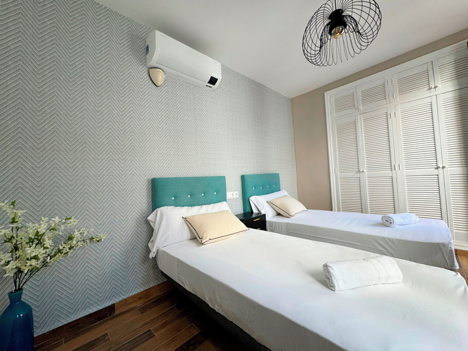 Room 5, Apartamentos Plaza San Agustin 3000, Granada