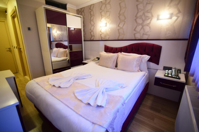 Bedroom 4, Ozdemir Palas, Çankaya