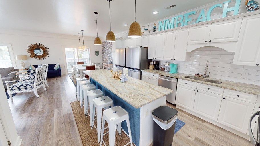 Interior 5, Bermuda Breeze - D, Horry