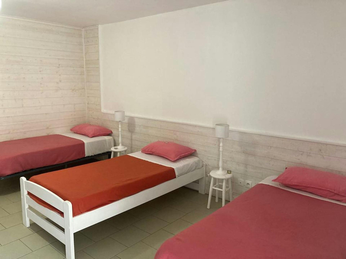 Bedroom 3, Le Presbytère, Sarthe