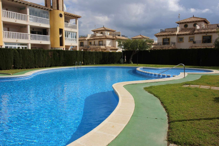 Pool 5, Home Near Beach & Shops, Alicante