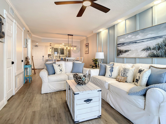 Interior 3, Oceania Beach Club 605, Volusia