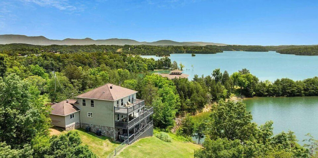 Room 1, Lighthouse Lookout by Beyond Expectations With Dock, Jefferson