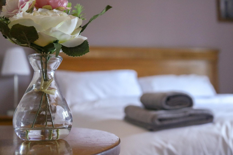 Bedroom 2, The Hollybush Inn and B&B, Warwickshire